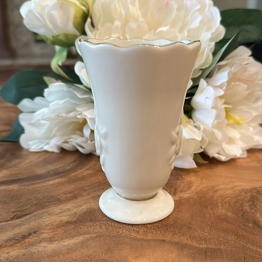 Lenox elegant timeless